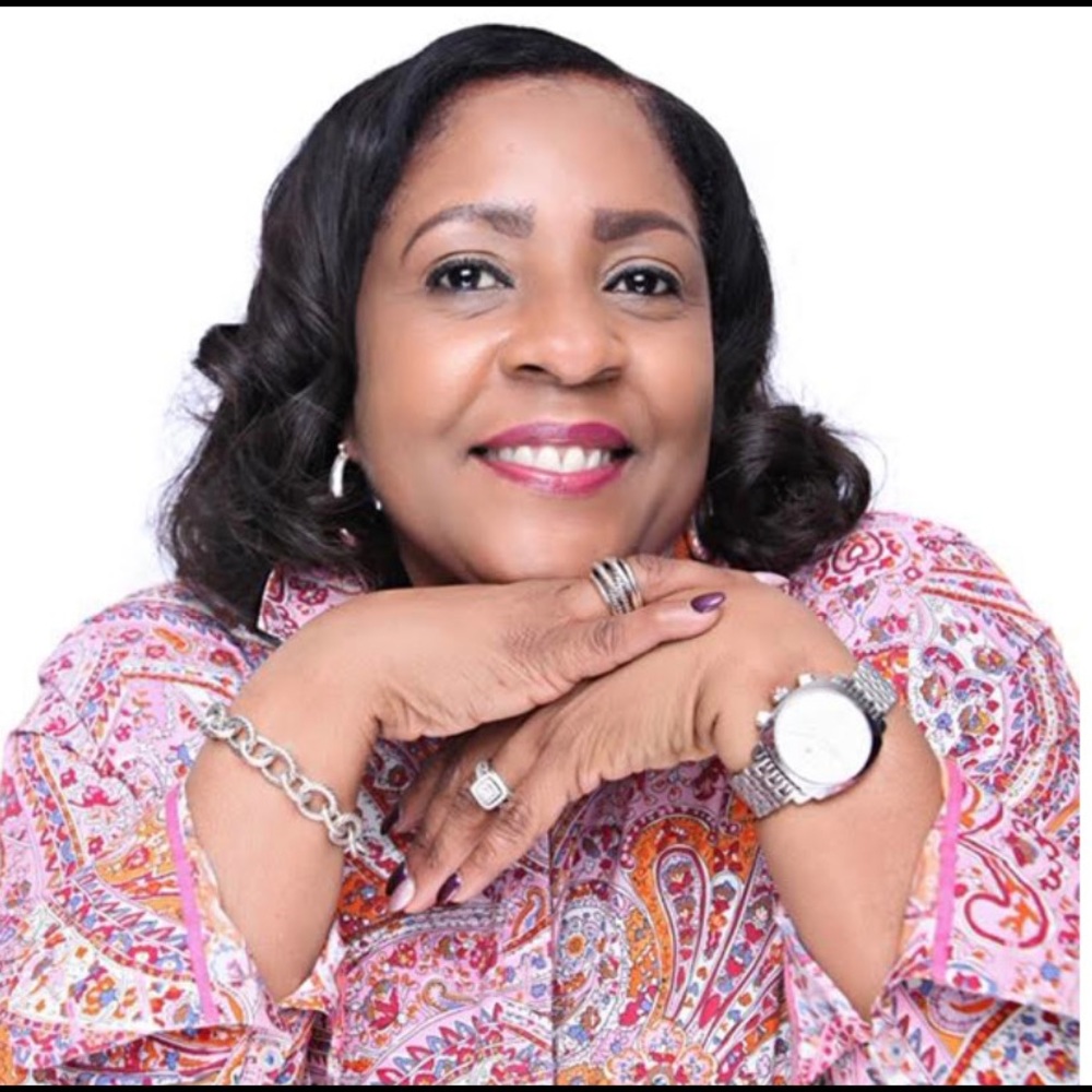 Meet your Posher, Sandy